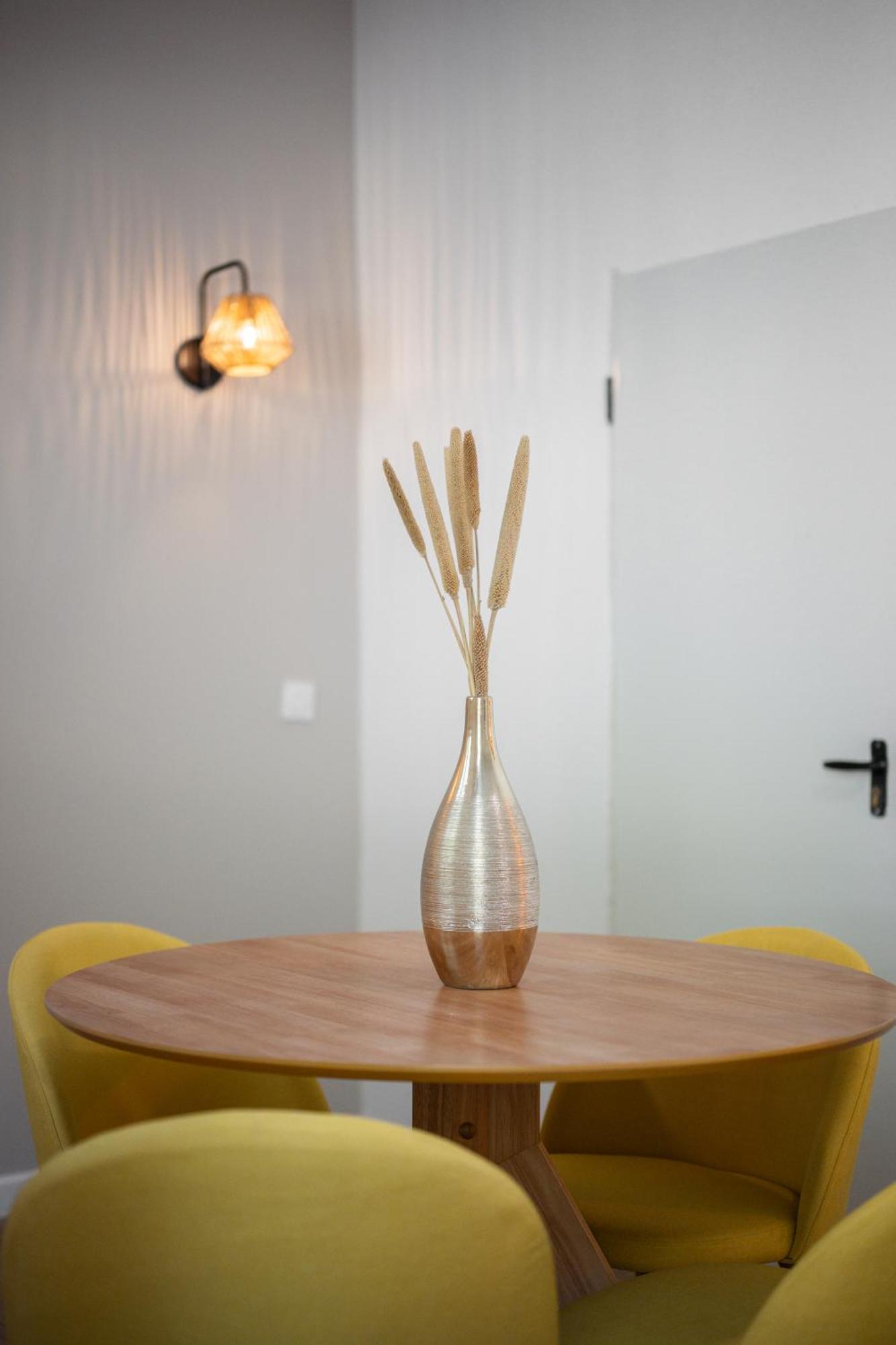 Cosy & Chill Appartements - 10 Min De La Mer - Jardin, Netflix, Terrasse, Fibre & Parking Cagnes-sur-Mer Exterior photo